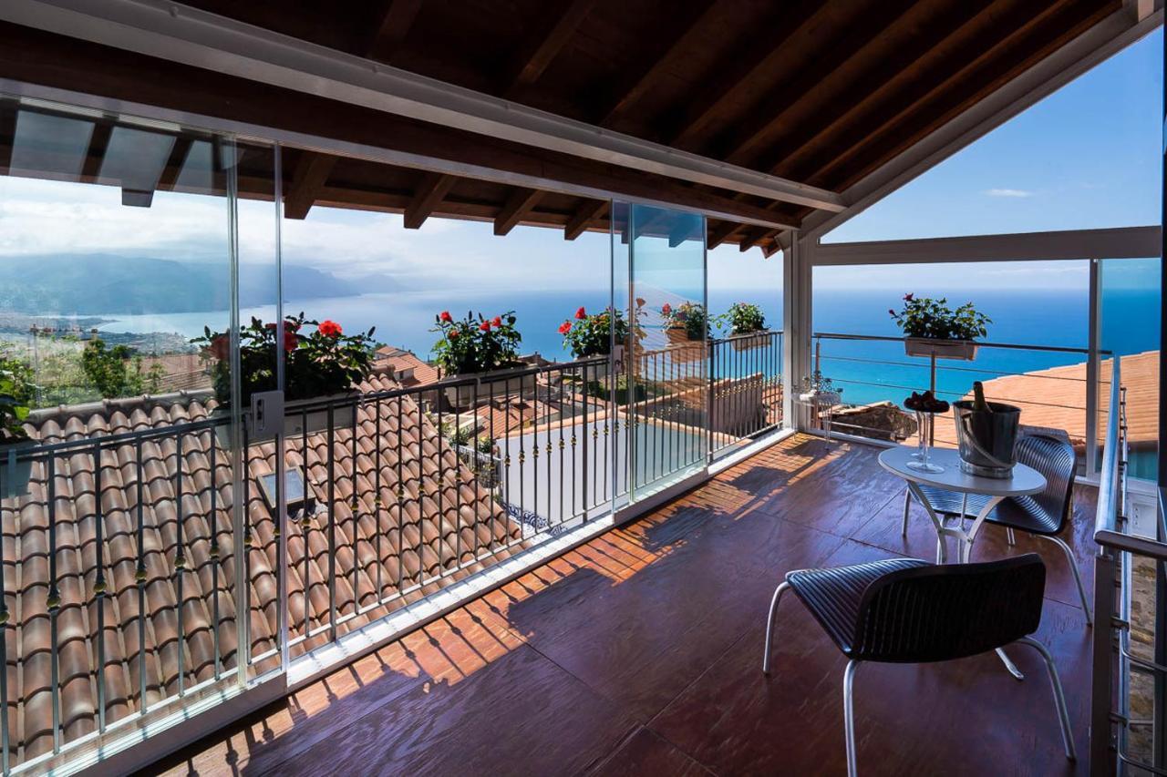 Ispani Inn Resort Exterior photo